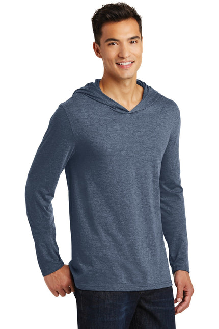 District Perfect Tri Long Sleeve Hoodie in Navy Frost, shows the soft fabric, crew neck, and relaxed fit of this stylish long sleeve.