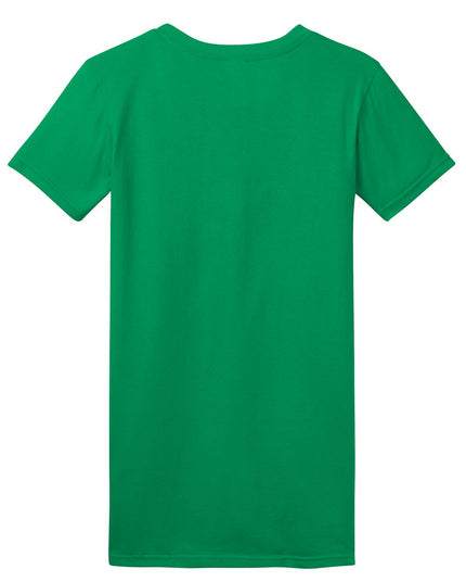 District Women's Fitted The Concert Tee in Kelly Green, showcasing a casual, fitted t-shirt with a crew neck design.