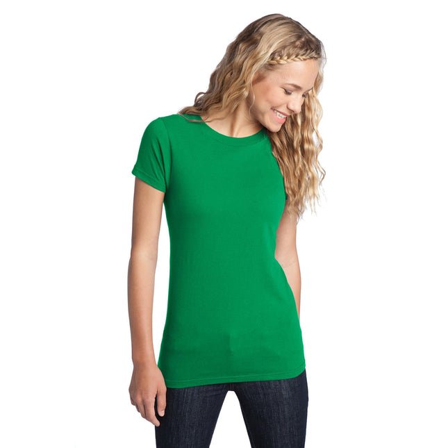 District Women's Fitted The Concert Tee in Kelly Green, soft cotton T-shirt with a classic crew neckline, displayed flat.